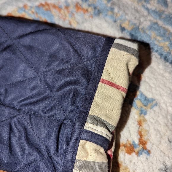 Burberry quilted women's jacket - Picture 2 of 4